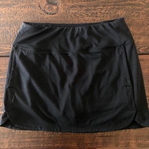 Black Athleta skort with pockets M